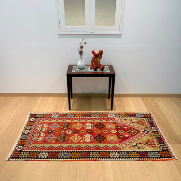 Old & Antique Kilim – キリム屋さん.com