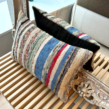 オールドキリム（裂き織り） キリムクッションカバー　30×45㎝　(C-14024)