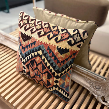 オールドキリム キリムクッションカバー　40×40㎝　(C-15607)