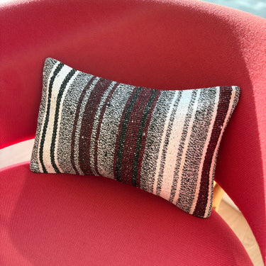 アンティークキリム キリムクッションカバー　25×40㎝　(C-15687)