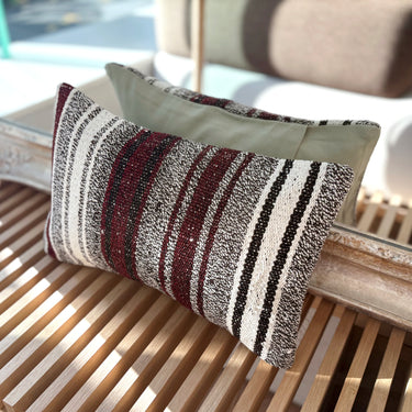 アンティークキリム キリムクッションカバー　25×40㎝　(C-15687)