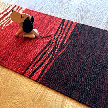 【キャンペーン対象 -5%】テーブルランナー＆テーブルセンター トルコ・上質な現代キリム　テーブルランナー   ROGOBA KILIM®　123×35㎝　(No.21570)