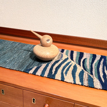 【キャンペーン対象 -5%】テーブルランナー＆テーブルセンター  ROGOBA KILIM® 上質な現代キリム トルコ・ロゴバキリム　96×24㎝　(No.22844)
