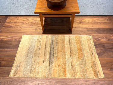 床に敷かれたモダン・トゥル（No.02712）の写真2