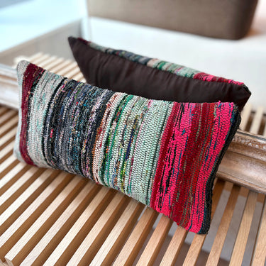 オールドキリム（裂き織り） キリムクッションカバー　22×42㎝　(C-10770)
