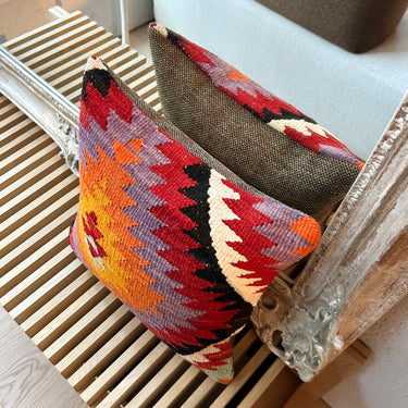 Kilim Cushion 40×40㎝ – キリム屋さん.com