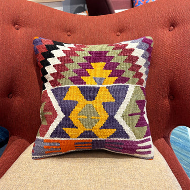 ユニークキリムクッションカバー 60x40 Kilim Cushion 40×40㎝ – キリム屋さん.com