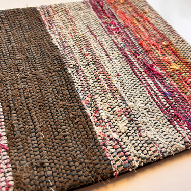 キリムクッション（C-13255）の拡大写真1