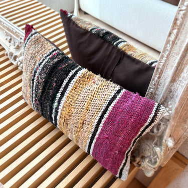 オールドキリム（裂き織り） キリムクッションカバー　25×40㎝　(C-13283)