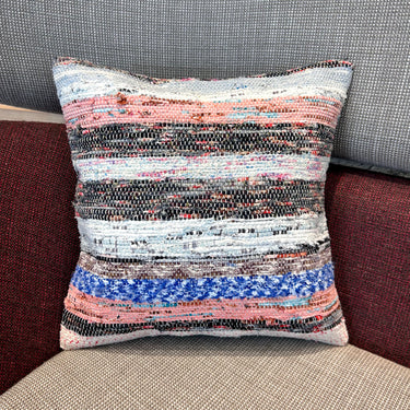 オールドキリム（裂き織り） キリムクッションカバー　35×35㎝　(C-13770)