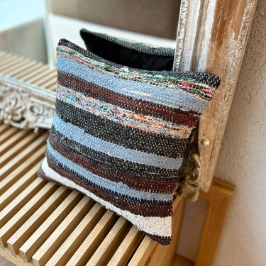オールドキリム（裂き織り）キリムクッションカバー　35×35㎝　(C-14183)