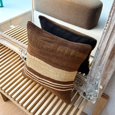 オールドキリム キリムクッションカバー   40×40㎝　(C-14524)