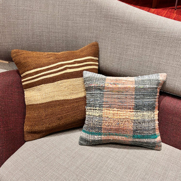 オールドキリム キリムクッションカバー   40×40㎝　(C-14524)