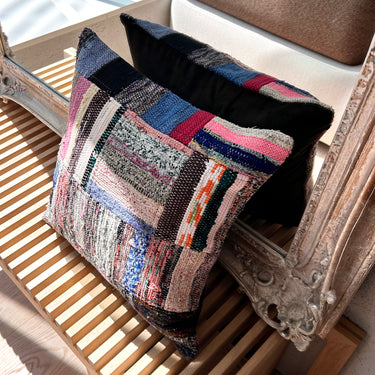 オールドキリム （裂き織り）パッチワーク キリムクッションカバー　45×45㎝　(C-15150)