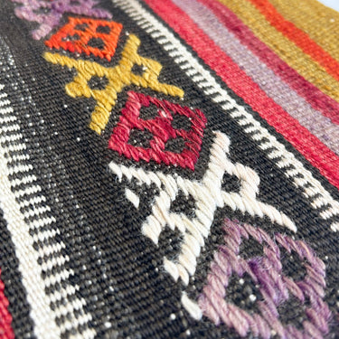 【キャンペーン対象 -5%】オールドキリム キリムクッションカバー ジジム　30×30㎝　(C-15362)