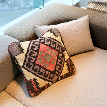 Kilim Cushion – キリム屋さん.com