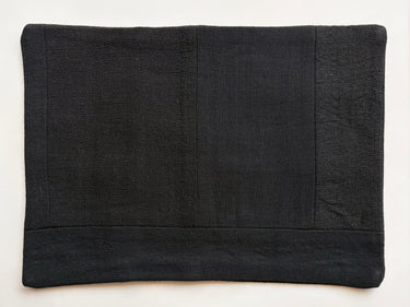 アンティークキリムのパッチワーククッションの全体写真