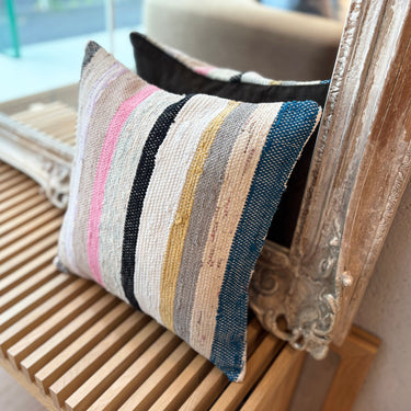 Kilim Cushion – キリム屋さん.com