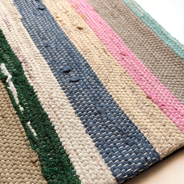 オールドキリム（裂き織り）キリムクッションカバー　40×40㎝　(C-15520)