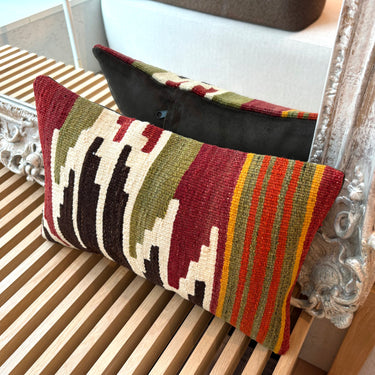 オールドキリム  キリムクッションカバー　25×40㎝　(C-15557)