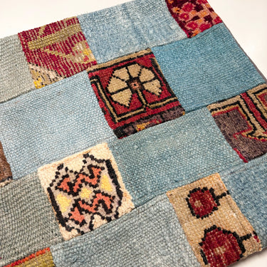 アンティーク絨毯 パッチワーク キリムクッションカバー　45×45㎝　(C-15591)