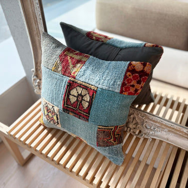 アンティーク絨毯 パッチワーク キリムクッションカバー　45×45㎝　(C-15591)