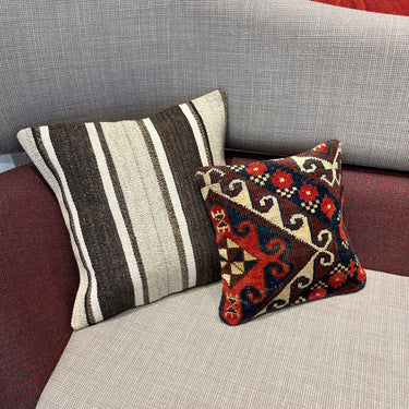 Kilim Cushion 40×40㎝ – キリム屋さん.com