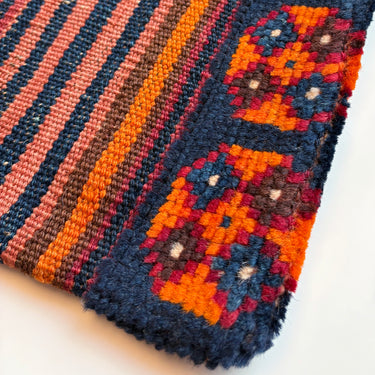 アンティーク絨毯 キリムクッションカバー　30×30㎝　(C-15645)