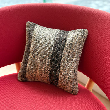 アンティークキリム キリムクッションカバー　30×30㎝　(C-15658)