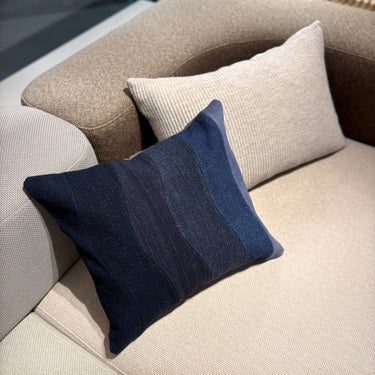 ロゴバオリジナル 草木染め パッチワーク キリムクッションカバー　40×48㎝　(C-15721)