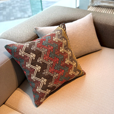 オールドキリム キリムクッションカバー ジジム　45×45㎝　(C-15834)