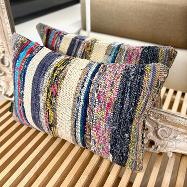 オールドキリム（裂き織り） キリムクッションカバー　※ 両面タイプ　30×45㎝　(C-15876)