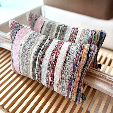 オールドキリム（裂き織り） キリムクッションカバー　※ 両面タイプ　30×45㎝　(C-15879)