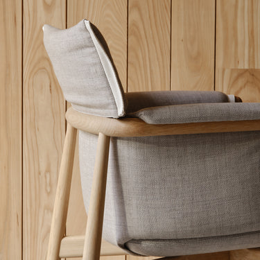 【キャンペーン対象】E005 EMBRACE ARMCHAIR　CARL HANSEN & SØN （カール・ハンセン＆サン）