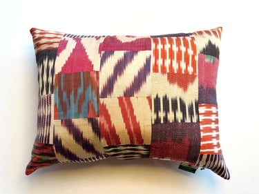 イカットパッチワークシルククッション(mc-0701)の全体写真1