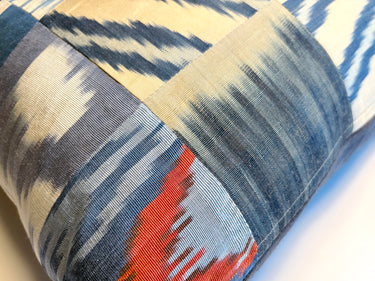 イカットパッチワークシルククッション(MC-0707)の拡大写真